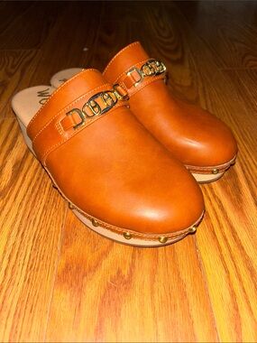 Sam Edelman Kaye Women’s SZ 9 Vegan Leather Mule Clogs Shoes Brown Studs NEW